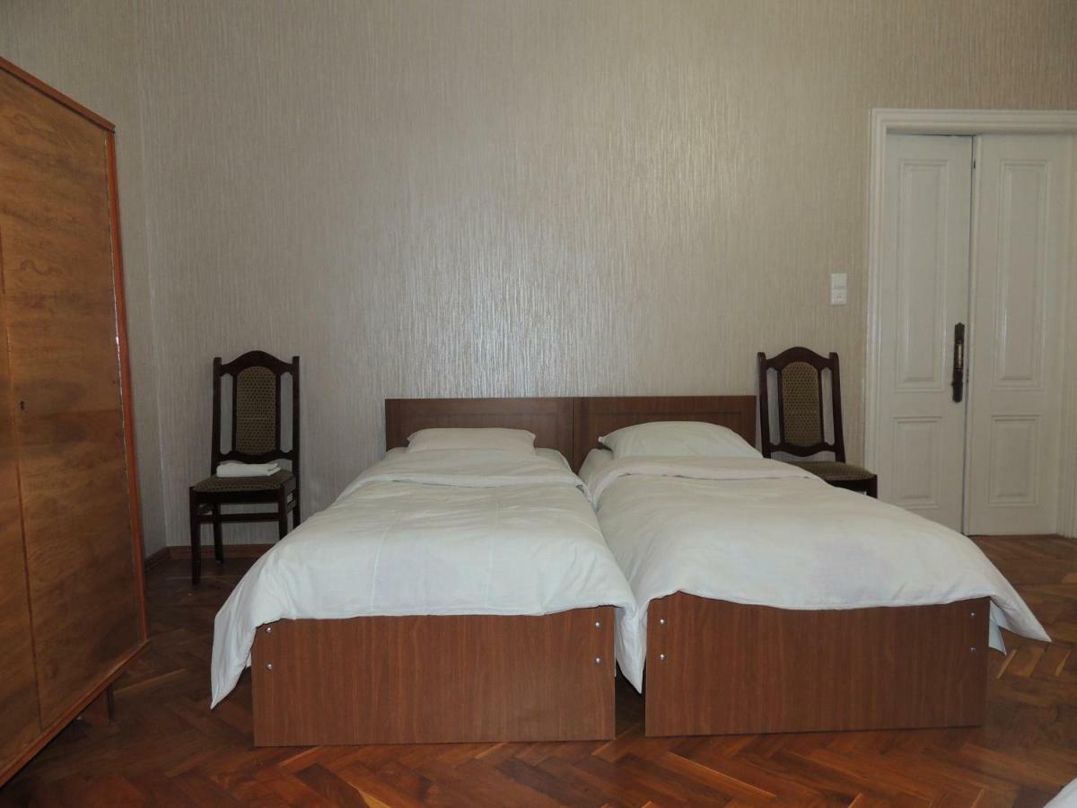 Blue Guesthouse Казбеги Экстерьер фото