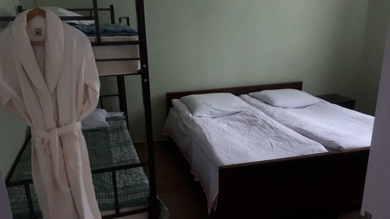 Blue Guesthouse Казбеги Экстерьер фото