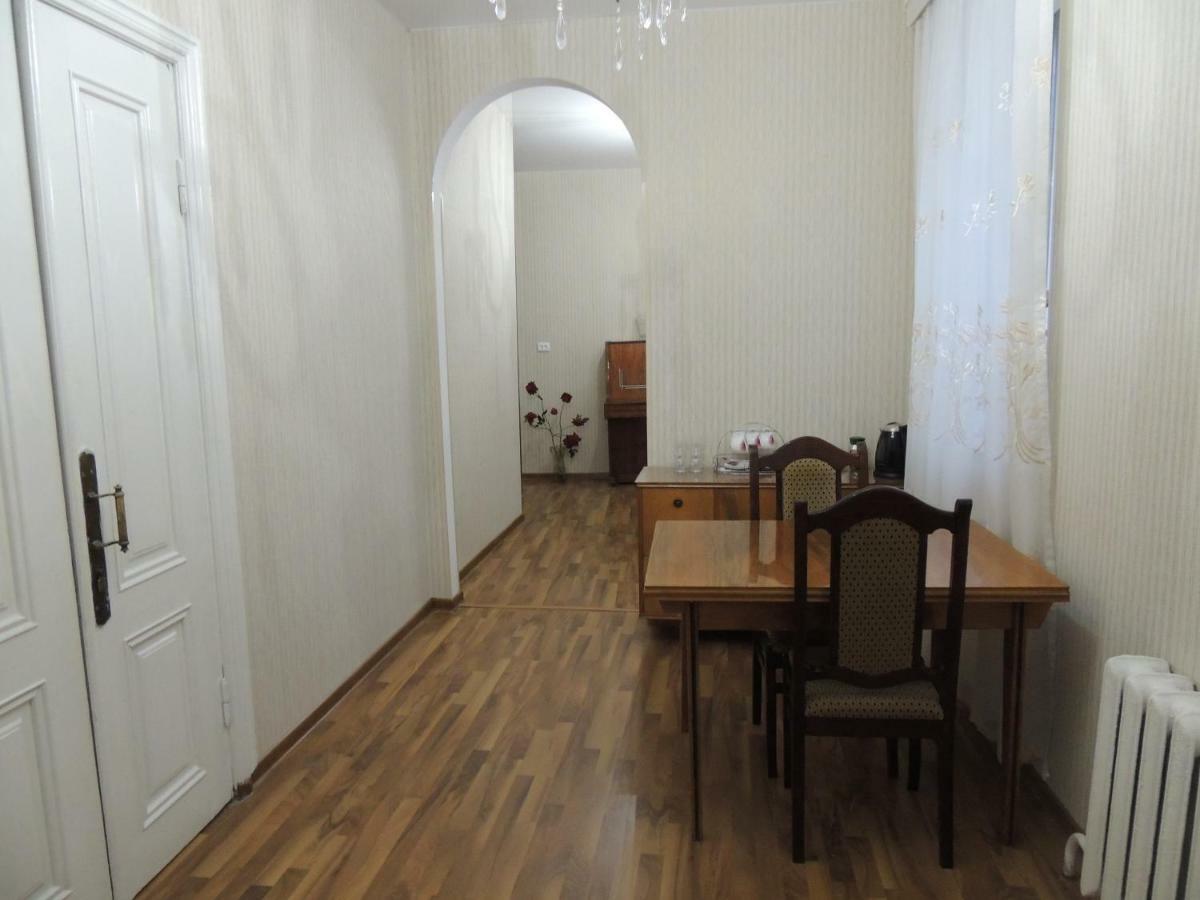 Blue Guesthouse Казбеги Экстерьер фото